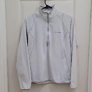 Columbia Gray Ribbed Sportswear Top